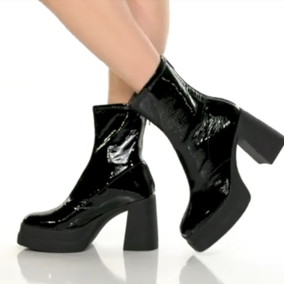 Free People Platform Double Stack Patent Black Booties NEW 38.5 - Picture 1 of 9